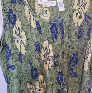 Comfortable sundress with gorgeous colors.